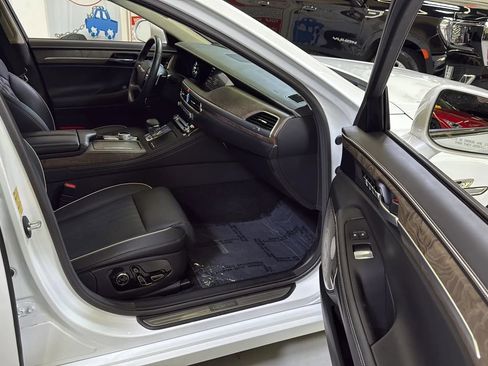 Used 2022 Genesis G90 5.0 Ultimate image 23