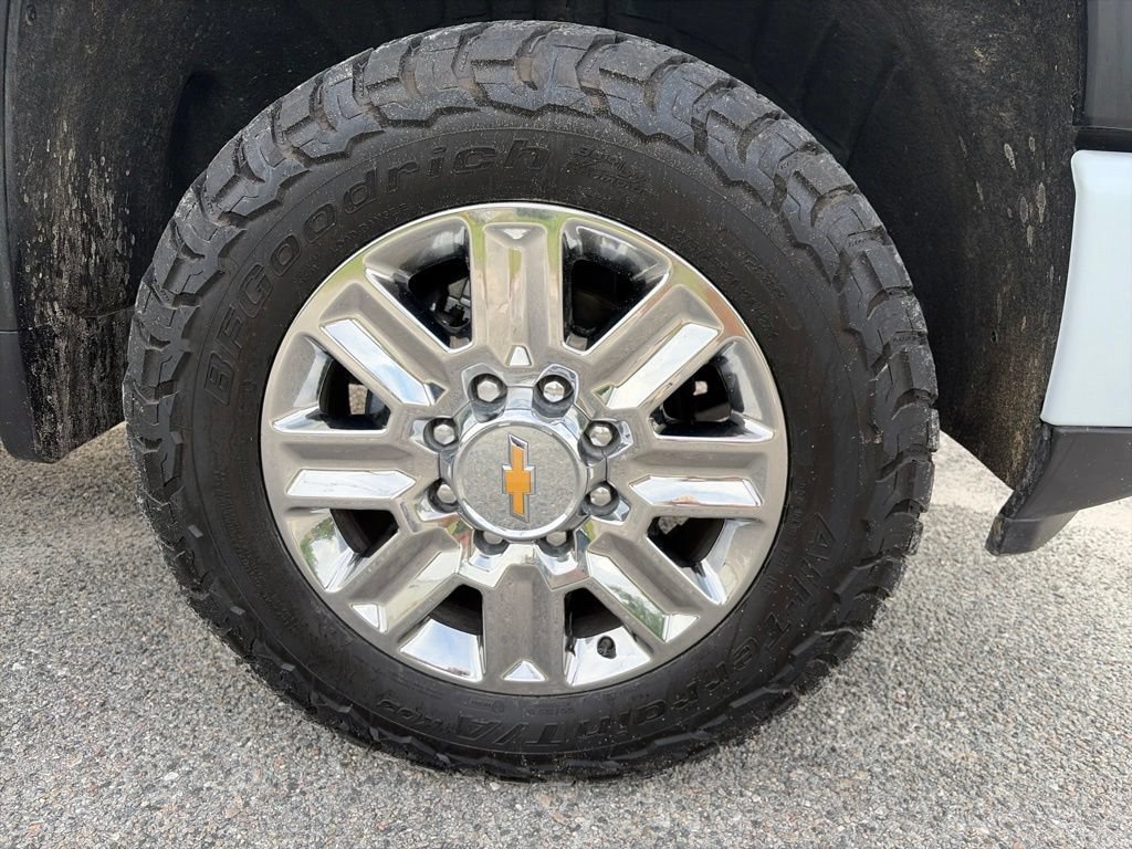 New 2026 Chevrolet Silverado 2500 High Country w/ High Country Premium Package AWD/4WD image 11