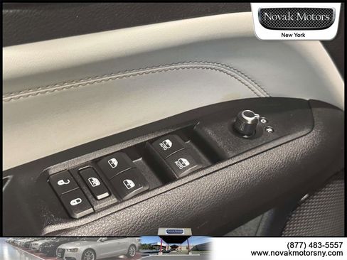 Used 2022 Jeep Compass Limited w/ Elite Group image 14