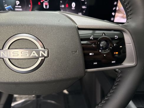Certified 2025 Nissan Murano Platinum w/ Cargo Package AWD/4WD image 15