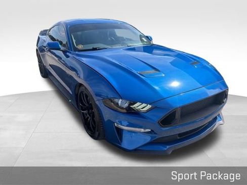 Used 2018 Ford Mustang GT Premium w/ Equipment Group 401A RWD image 14