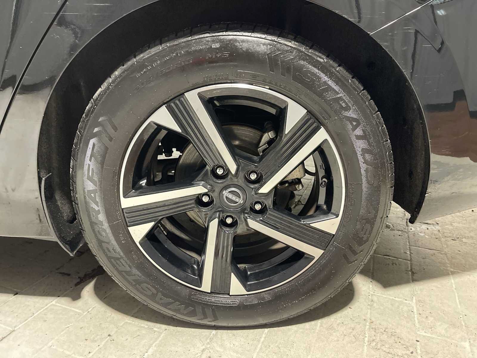 Used 2024 Nissan Sentra SV FWD image 8