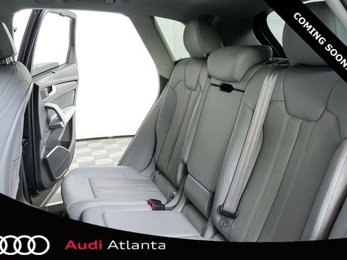Used 2018 Audi Q5 2.0T w/ Premium Plus Package image 20