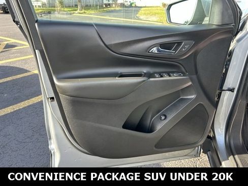 Used 2023 Chevrolet Equinox LT image 12