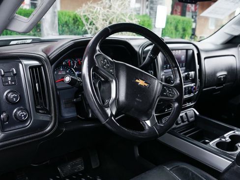Used 2017 Chevrolet Silverado 1500 LTZ Z71 w/ LTZ Plus Package AWD/4WD image 22