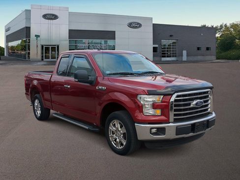 Used 2016 Ford F150 XLT w/ Equipment Group 302A Luxury image 2