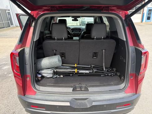 Used 2021 GMC Acadia AT4 w/ Trailering Package AWD/4WD image 8