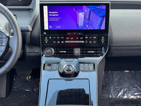 Used 2023 Toyota bZ4X Limited image 24