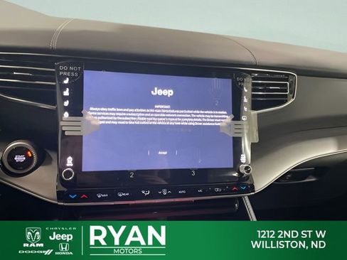 New 2026 Jeep Grand Wagoneer Limited AWD/4WD image 24