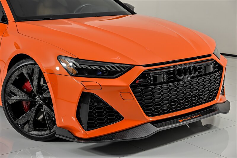 Used 2021 Audi RS 7 Sportback w/ Carbon Optic Package AWD/4WD image 2