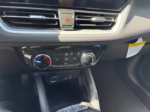 New 2026 Chevrolet TrailBlazer LT w/ Driver Confidence Package FWD image 24
