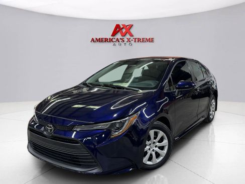 Used 2023 Toyota Corolla LE w/ Carpet Mat Package (TMS) FWD image 1
