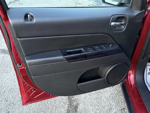 Used 2016 Jeep Patriot Latitude image 20