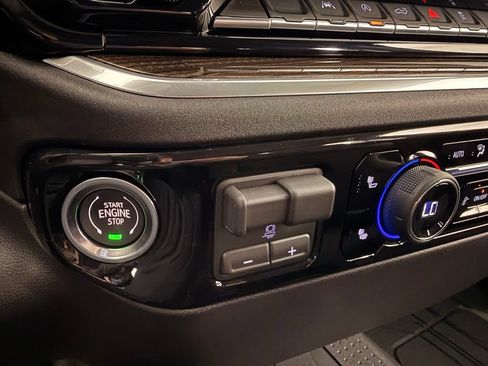 New 2026 Chevrolet Silverado 1500 RST w/ RST Select Package AWD/4WD image 37