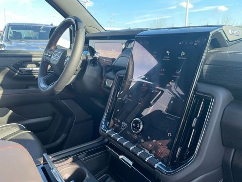 New 2026 GMC Yukon XL AT4 Ultimate image 29