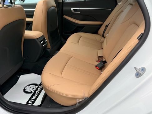 New 2025 Hyundai Sonata Limited image 10