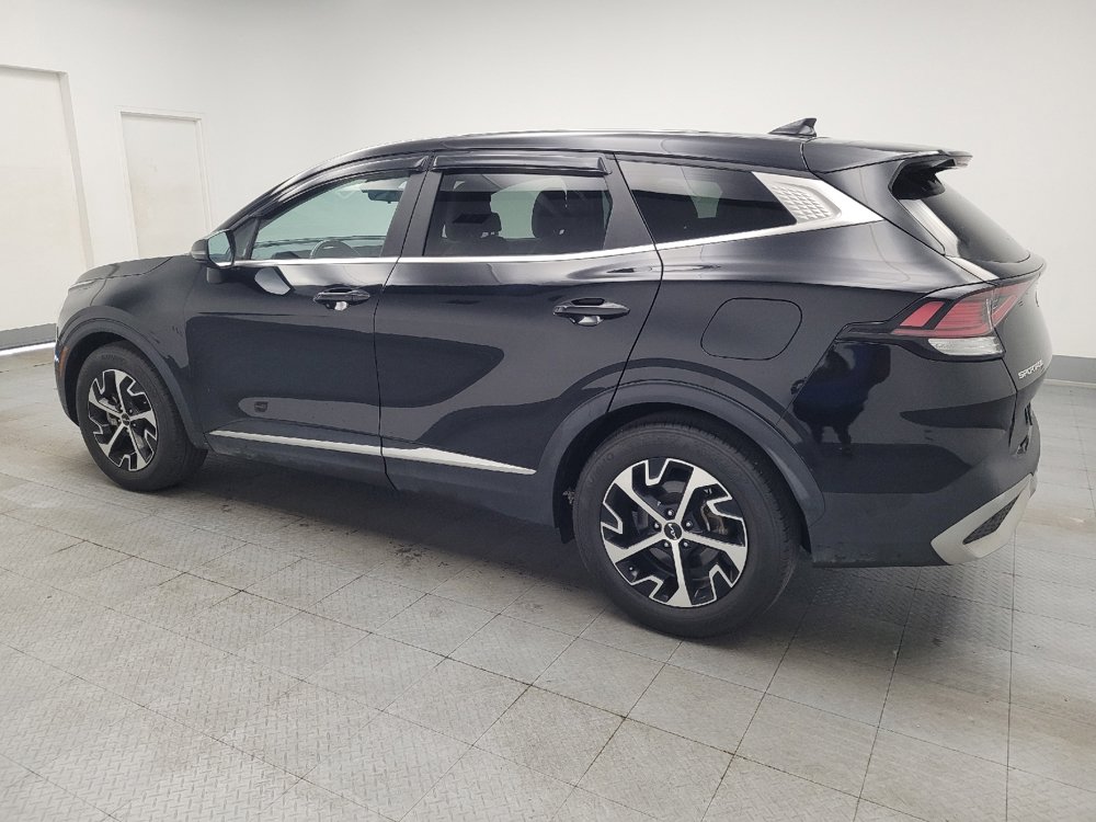 Used 2023 Kia Sportage EX FWD image 3