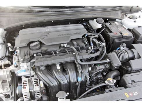 Certified 2026 Hyundai Elantra Sport FWD image 33
