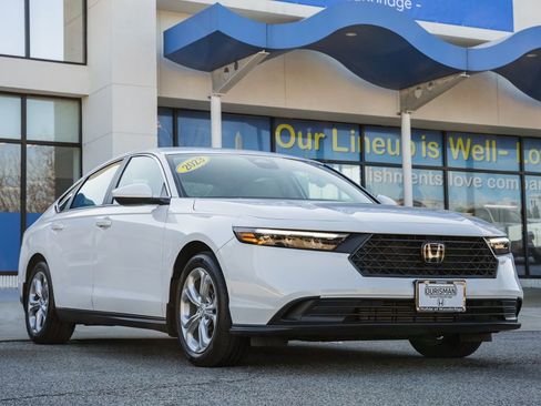 Used 2023 Honda Accord LX image 1