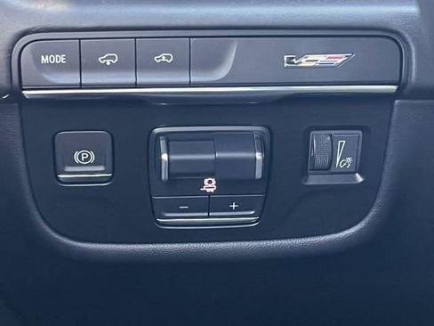 Certified 2024 Cadillac Escalade V w/ Heavy-Duty Trailer Package image 23