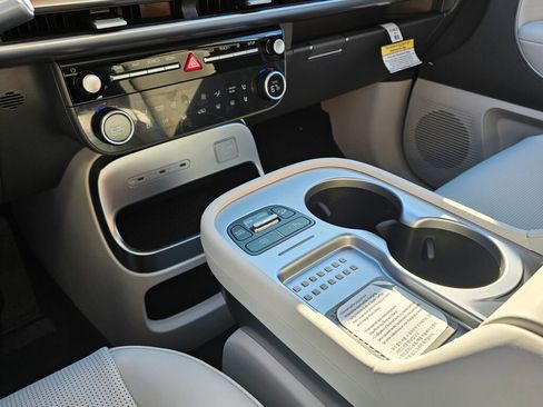 New 2026 Hyundai Ioniq 9 SEL image 21