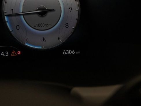 Used 2024 Hyundai Palisade SEL w/ Premium Package image 34