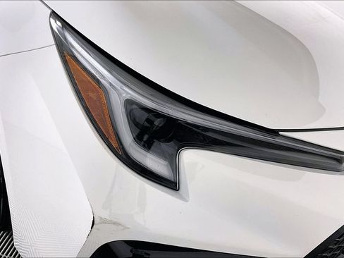 Used 2025 Toyota Corolla SE FWD image 27
