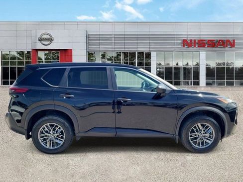 Certified 2023 Nissan Rogue S AWD/4WD image 3