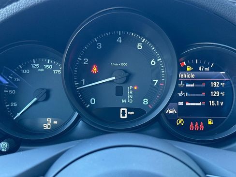 New 2026 Porsche Macan image 32