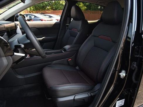 New 2025 Nissan Kicks SR image 24