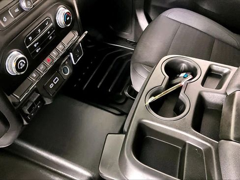 Certified 2024 GMC Sierra 2500 Pro w/ Convenience Package image 8