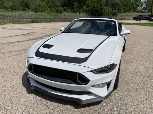 Used 2021 Ford Mustang GT Premium w/ Equipment Group 401A RWD image 17