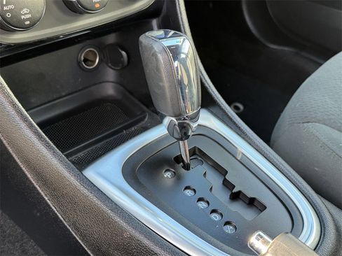 Used 2012 Chrysler 200 Touring image 11