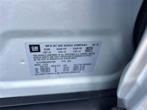 Used 2022 Chevrolet Trax LT w/ LT Convenience Package image 29