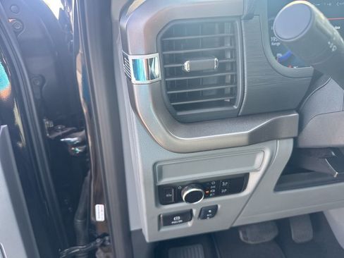 Used 2025 Ford F150 Lightning XLT image 17