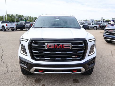 New 2026 GMC Yukon AT4 w/ AT4 Premium Plus Package AWD/4WD image 38