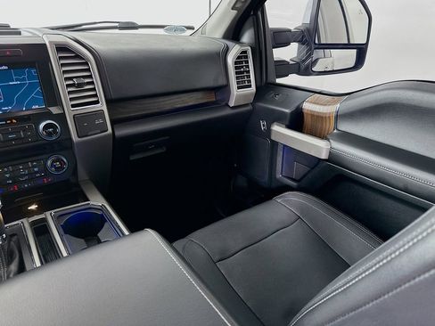 Used 2016 Ford F150 Lariat w/ Equipment Group 502A Luxury image 24