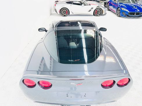Used 2009 Chevrolet Corvette Coupe w/ Preferred Equipment Group RWD image 13