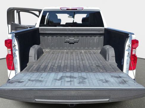 Used 2022 Chevrolet Silverado 1500 Custom image 14