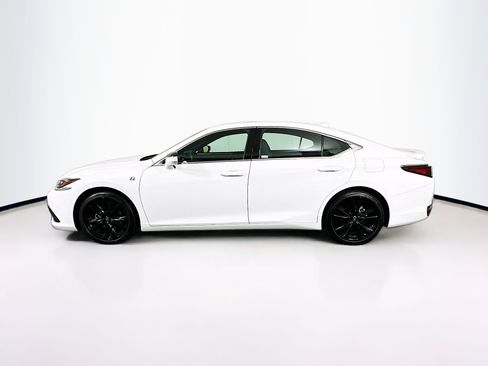 Used 2023 Lexus ES 300h F Sport image 4