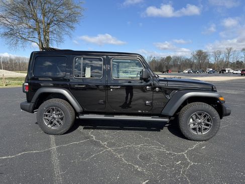 New 2026 Jeep Wrangler Unlimited Sport image 7