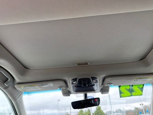 Used 2022 Subaru Outback Limited image 11