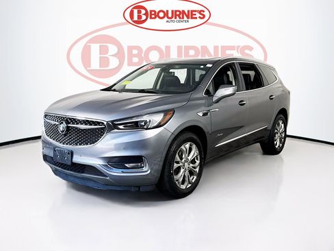 Used 2020 Buick Enclave Avenir w/ Avenir Technology Package AWD/4WD image 8