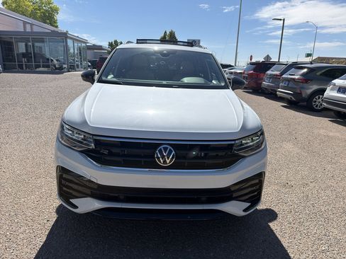 Used 2024 Volkswagen Tiguan SE R-Line w/ MDO Package, Two-Row AWD/4WD image 12