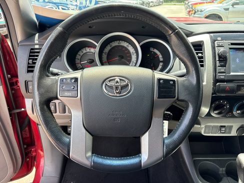 Used 2013 Toyota Tacoma PreRunner w/ TRD Sport Pkg RWD image 18