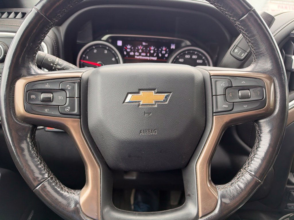 Used 2022 Chevrolet Silverado 3500 High Country w/ Safety Package II AWD/4WD image 22