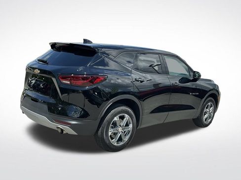 Used 2025 Chevrolet Blazer LT FWD image 8