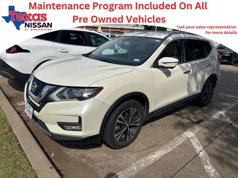 Used 2017 Nissan Rogue SL FWD image 1