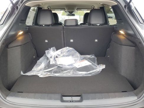 New 2025 Nissan Kicks SR image 9