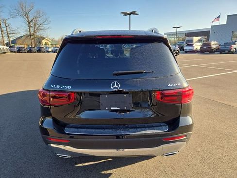 New 2026 Mercedes-Benz GLB 250 4MATIC image 5